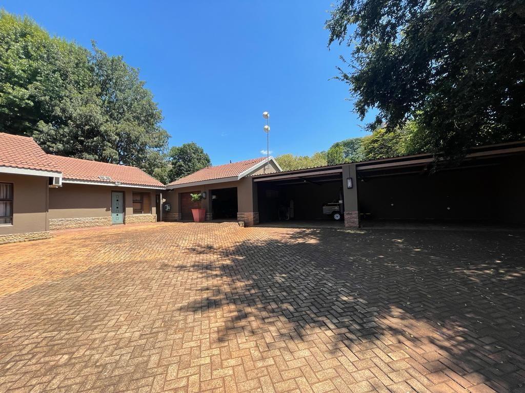 4 Bedroom Property for Sale in Waterkloof North West